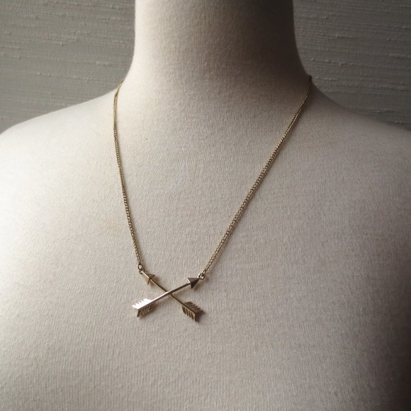 Crossed Arrows Gold Necklace - Picture 4 of 4